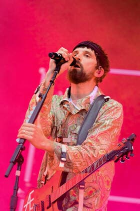 June 18, 2022, Newport, Isle of Wight, United Kingdom: British singer songwriter and guitarist Sergio Pizzorno, front man British indie rock band Kasabian, winners of the 2010 and 2014 Q Awards Best Act in the World Today performing live on stage at the Isle of Wight Festival, Seaclose Park. Newport United Kingdom - ZUMAs197 20220618_zaa_s197_245 Copyright: xDawnxFletcher-Parkx