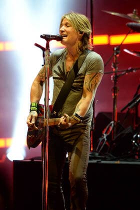 WEST PALM BEACH, FL - JUNE 18: Keith Urban performs during The Speed of Now World Tour at The iTHINK Financial Amphitheatre on June 18, 2022 in West Palm Beach Florida Copyright: xmpi04x xMediaPunchx