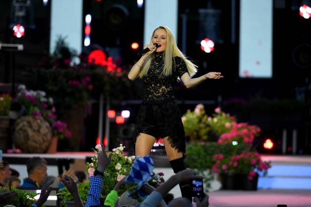 18.06.2022 - Bad Kleinkirchheim St.Oswald am Hoferriegel in Österreich (AUT) - Wenn die Musi spielt Open Air 2022 - Melissa Naschenweng,