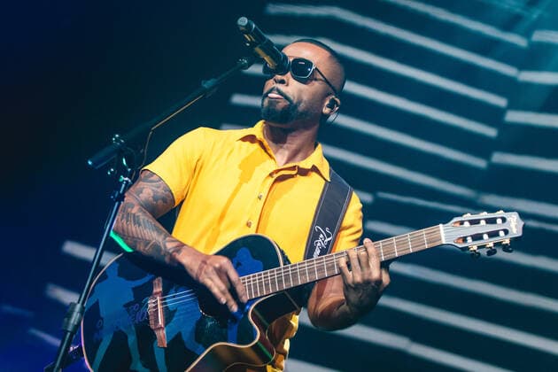 SÃO PAULO, SP - 18.06.2022: SEU JORGE E ALEXANDRE PIRES NO SHOW IRMÃOS - Seu Jorge and Alexandre Pires performed at Vibra São Paulo with the show & 39;Irmãos& 39; this Saturday night (18th) in the first of two performances that the duo will make at the house this weekend. x2222509x  YurixMurakami