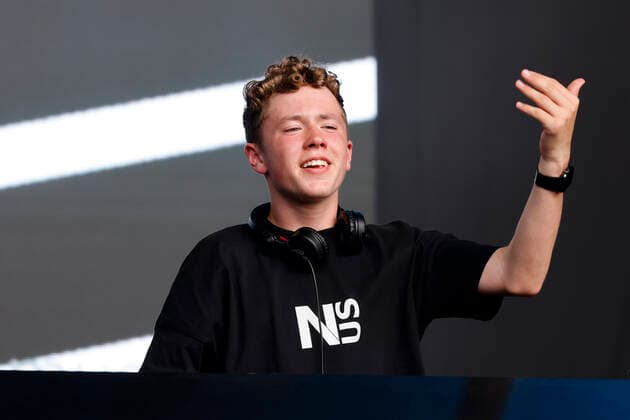 DJ NUS bei seinem Konzert beim Telekom Open Air von BonnLive am Sitz der T-Mobil Hotspot GmbH. Bonn, 18.06.2022 NRW Deutschland Copyright: xChristophxHardtx