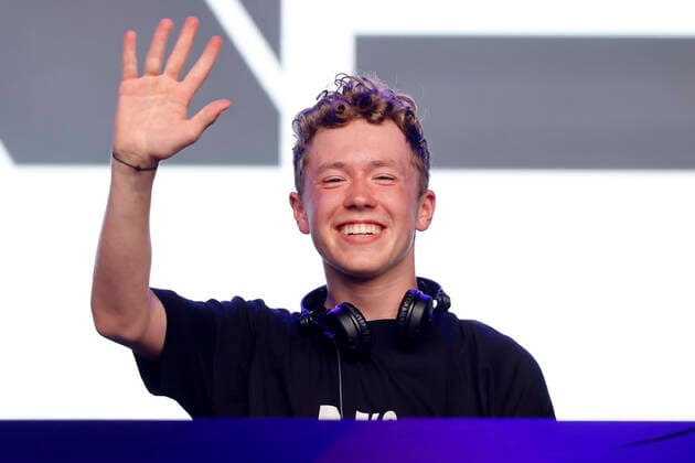 DJ NUS bei seinem Konzert beim Telekom Open Air von BonnLive am Sitz der T-Mobil Hotspot GmbH. Bonn, 18.06.2022 NRW Deutschland Copyright: xChristophxHardtx