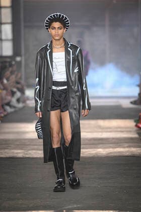 Milan, Milan Fashion Week, men s spring summer 2023. Milan, Men s fashion, spring summer 2023. MOSCHINO fashion show catwalk Pictured: model  Copyright: xBlufotox xipa-agency.netx xModaxMilanox