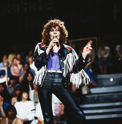 Maggie Mae Maggie Mae, deutsche Schlagersängerin, singt bei einem Auftritt in der ZDF Hitparade in Berlin ihren Song Rock n Roll Cowboy , Deutschland 1981., Berlin Berlin Deutschland Copyright: ArthurxGrimm UnitedArchives82007944 EDITORIAL USE ONLY