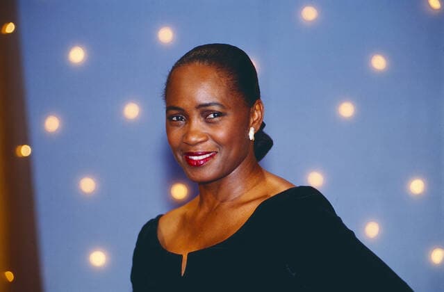 BARBARA HENDRICKS Barbara Hendricks, amerikanisch-schwedische Opern- und Konzertsängerin, Sopranistin, Portraitaufnahme, Deutschland, 1992. Barbara Hendricks, American-Swedish Operan and concert singer, soprano, portrait shot, Germany, 1992., Deutschland Copyright: kpa UnitedArchives55023960 EDITORIAL USE ONLY