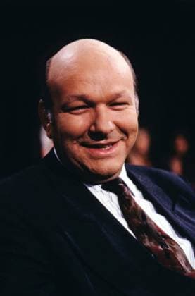 WALTER MOMPER Walter Momper, deutscher SPD-Politiker, Politikwissenschaftler, von 1989 bis 1991 Regierender Bürgermeister von Berlin, Portrait, Deutschland, 1990. Walter Momper, German politician, Social Democrat, political scientist, governing mayor of Berlin from 1989 to 1991, portrait shot, Germany, 1990., Deutschland Copyright: kpa UnitedArchives55041750 EDITORIAL USE ONLY