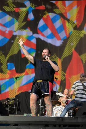 Feine Sahne Fischfilet (Jan Monchi Gorkow) live im Olympiastadion, München 18.06.2022