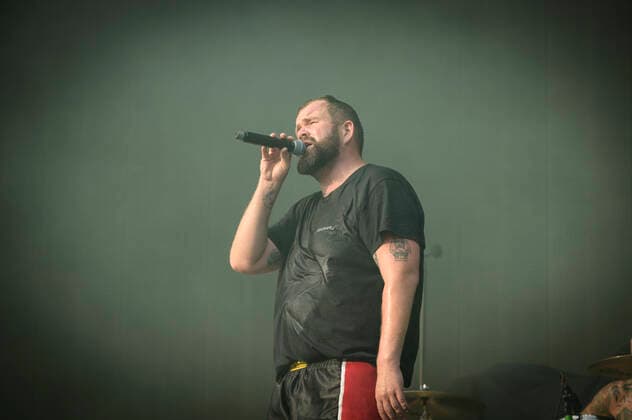 Feine Sahne Fischfilet (Jan Monchi Gorkow) live im Olympiastadion, München 18.06.2022