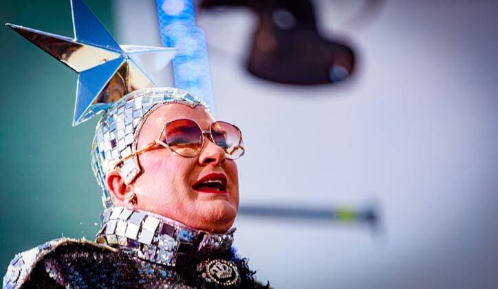 2022-06-21 21:31:13 AMSTERDAM - XXX performs during a benefit rally for Ukraine on the Museumplein. The event is an initiative of the Ukrainian Ministries of Culture and Foreign Affairs. ANP LEVIN DEN BOER netherlands out - belgium out