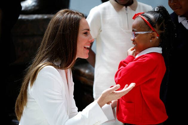 Entertainment Themen der Woche KW25 Entertainment Bilder des Tages . 22 06 2022. London, United Kingdom. Prince William and Kate Middleton, the Duke and Duchess of Cambridge, at the unveiling of the National Windrush Monument at Waterloo Station in London,, to mark Windrush Day.  xPoolx xi-Imagesx IIM-23540-0016