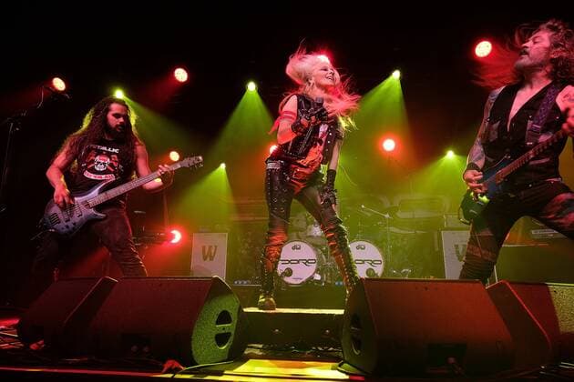 22.06.2022 xkhx Wolfhagen Kulturzelt Konzert Rock-Sängerin Doro Pesch - Queen of Metal