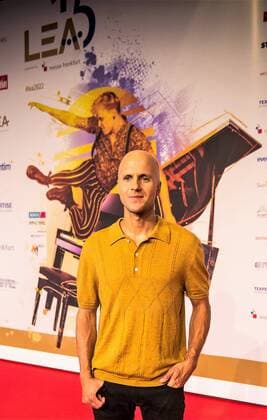 22.06.2022 xesx Frankfurt am Main, Festhalle LEA Live Entertainment Award auf dem Roten Teppich Milow belgischer Singer-Songwriter