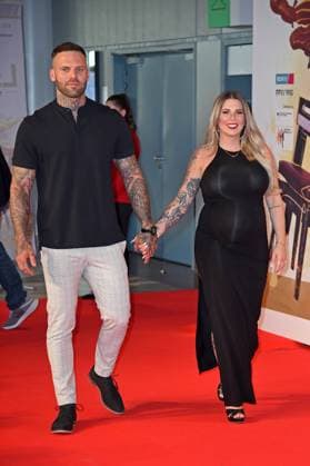 Jenny Frankhauser mit Freund Steffen König beim 15. LEA - Live Entertainment Award in der Festhalle in Frankfurt am Main am 22.06.2022