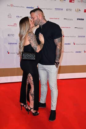 Jenny Frankhauser mit Freund Steffen König beim 15. LEA - Live Entertainment Award in der Festhalle in Frankfurt am Main am 22.06.2022