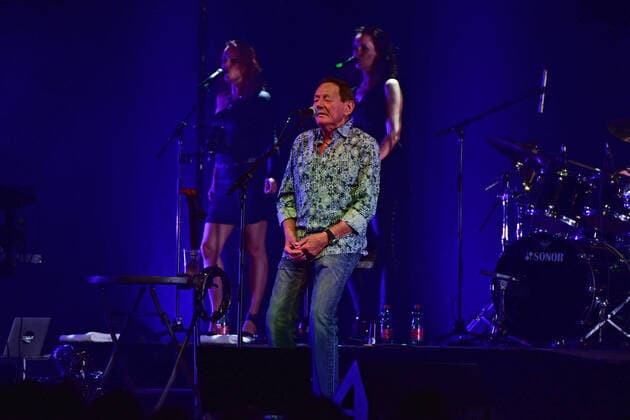 Wolfgang Ambros & Die Nummer 1 vom Wienerwald, Live Aiftritt in Salzburg, 2022,