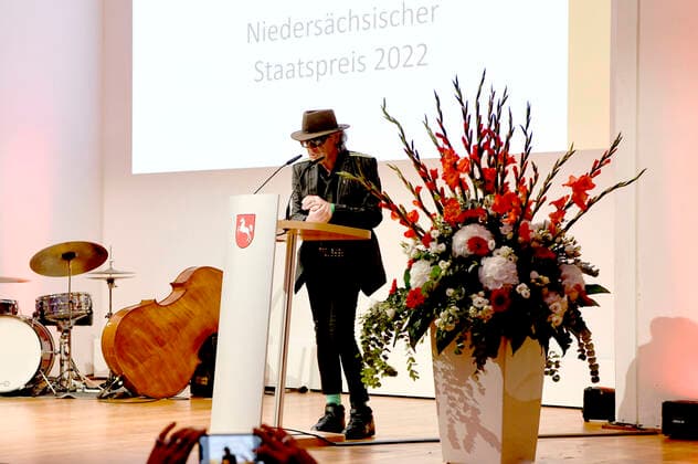 Udo Lindenberg bei der Verleihung des Niedersächsischen Staatspreises 2022 an Eske Nannen und Otto Waalkes im Hannover Congress Centrum. Hannover, 22.06.2022