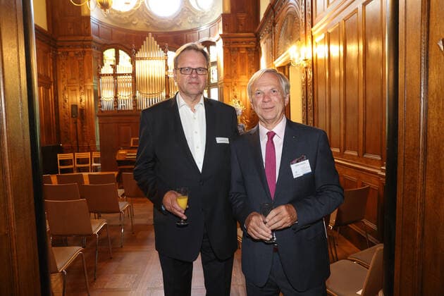 Hannover, Festempfang anlässlich des zehnjährigen Bestehens der Villa Seligmann als Haus für jüdische Musik, Hans Martin Heinemann, Robert Cholewa Vorstand Siegmund Seligmann Stiftung ,
