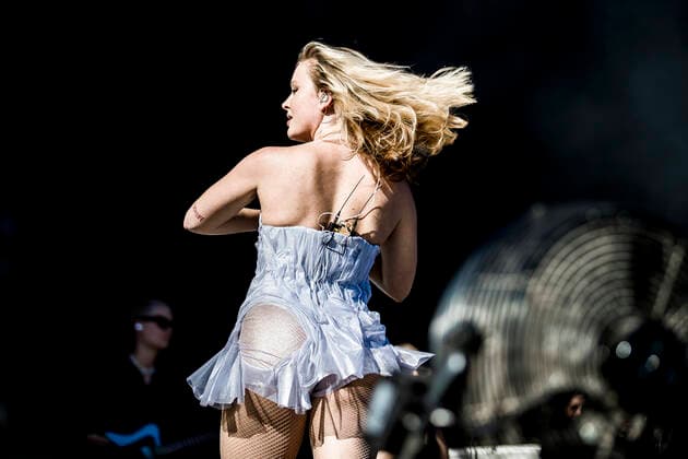 Zara Larsson live at Tinderbox 2022, Odense, Denmark Odense, Denmark. 23rd, June 2022. The Swedish singer and songwriter Zara Larsson performs a live concert during the Danish music festival Tinderbox 2022 in Odense. Odense Denmark  Copyright: xGonzalesxPhoto LassexLagonix