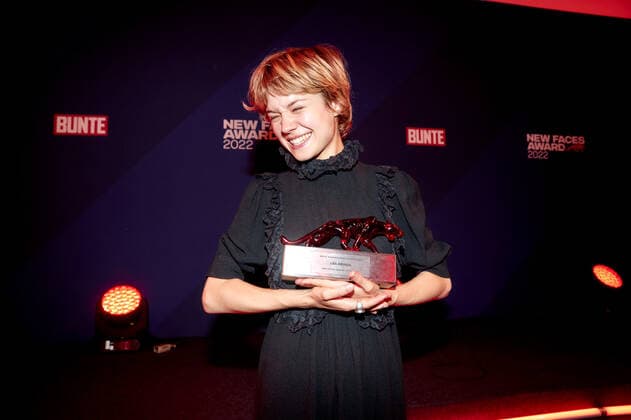 Bunte New Faces Award Film 2022 Preisträgerin Lea Drinda auf der Party nach der Verleihung des Bunte New Faces Awards im Delphi-Filmpalast am Zoo in Berlin. Copyright: xEventpressxGolejewskix