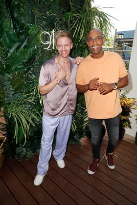 Bunte New Faces Award Film 2022 Timur Bartels und Amiaz Habtu auf dem roten Teppich bei der Verleihung des Bunte New Faces Awards im Delphi-Filmpalast am Zoo in Berlin. Copyright: xEventpressxGolejewskix