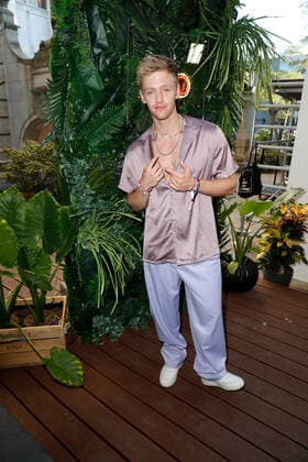 Bunte New Faces Award Film 2022 Timur Bartels auf dem roten Teppich bei der Verleihung des Bunte New Faces Awards im Delphi-Filmpalast am Zoo in Berlin. Copyright: xEventpressxGolejewskix