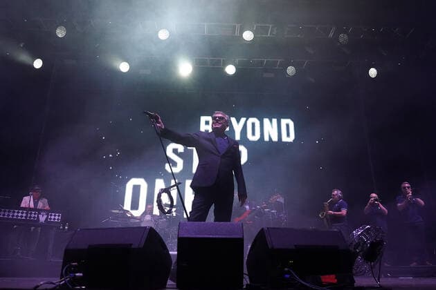 Madness in concert during Las Noches del Botanico. June 23, 2022. (1012759559)
