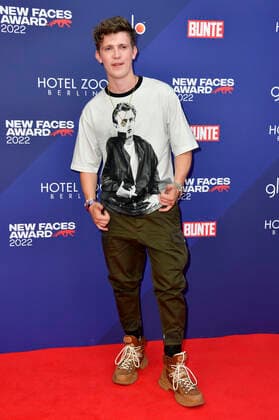 Lennart Betzgen bei der Verleihung der Bunte New Faces Awards Film 2022 im Delphi Filmpalast. Berlin, 23.06.2022