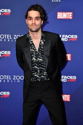 Maximilian Befort bei der Verleihung der Bunte New Faces Awards Film 2022 im Delphi Filmpalast. Berlin, 23.06.2022