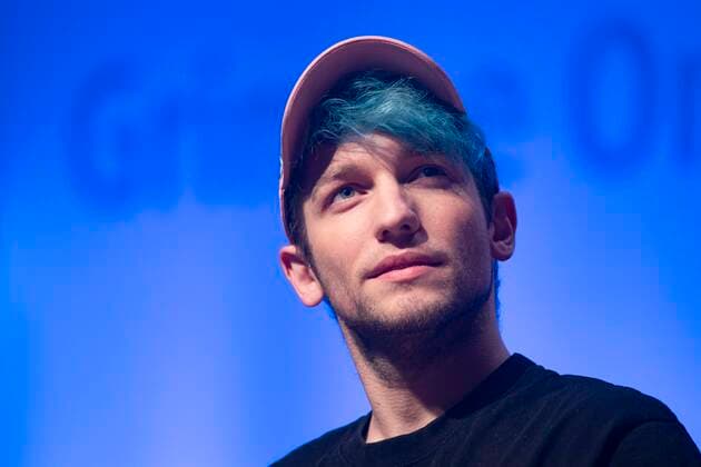 REZO, Youtuber, Musiker, Roter Teppich, Red Carpet Show, Verleihung des Grimme Online Awards 2022 am 23.06.2022 in der Flora Koeln,
