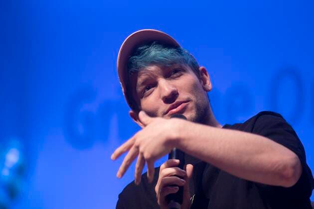 REZO, Youtuber, Musiker, Roter Teppich, Red Carpet Show, Verleihung des Grimme Online Awards 2022 am 23.06.2022 in der Flora Koeln,
