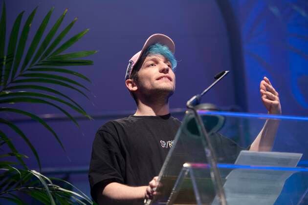 REZO, Youtuber, Musiker, Roter Teppich, Red Carpet Show, Verleihung des Grimme Online Awards 2022 am 23.06.2022 in der Flora Koeln,
