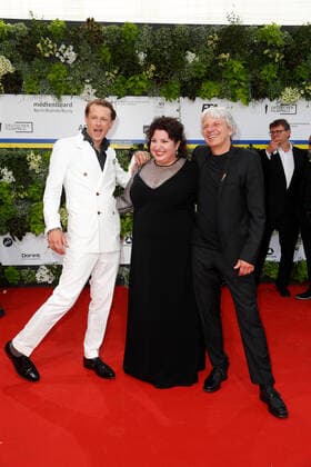 Deutscher Filmpreis 2022 auf dem roten Teppich bei der Verleihung der Lola - Deutscher Filmpreis 2021 im Palais am Funkturm in der Messe Berlin. Copyright: xEventpressxGolejewskix