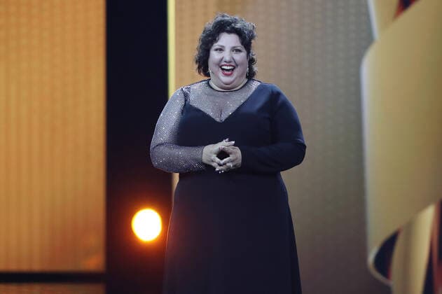 Deutscher Filmpreis 2022 Laudatorin BESTE MÄNNLICHE NEBENROLLE Meltem Kaptan bei der Verleihung der Lola - Deutscher Filmpreis 2022 im Palais am Funkturm in Berlin 24.06.2022 Copyright: xEventpressx