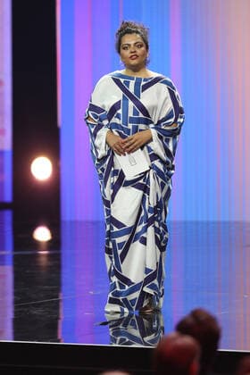 Deutscher Filmpreis 2022 Laudatorin BESTER KINDERFILM Sara Fazilat bei der Verleihung der Lola - Deutscher Filmpreis 2022 im Palais am Funkturm in Berlin 24.06.2022 Copyright: xEventpressx