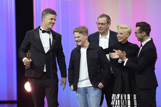 Deutscher Filmpreis 2022 BESTER KINDERFILM Preisträger:in BESTER KINDERFILM Der Pfad bei der Verleihung der Lola - Deutscher Filmpreis 2022 im Palais am Funkturm in Berlin 24.06.2022 Copyright: xEventpressx