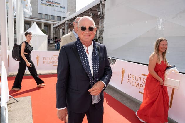 24.06.2022,Berlin,Deutschland,GER,Deutscher Filmpreis Verleihung im Palais am Funkturm.Ankunft Burghart Klaußner
