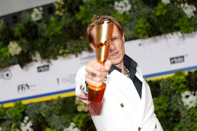 Deutscher Filmpreis 2022 Alexander Scheer auf dem roten Teppich bei der Verleihung der Lola - Deutscher Filmpreis 2021 im Palais am Funkturm in der Messe Berlin. Copyright: xEventpressxGolejewskix