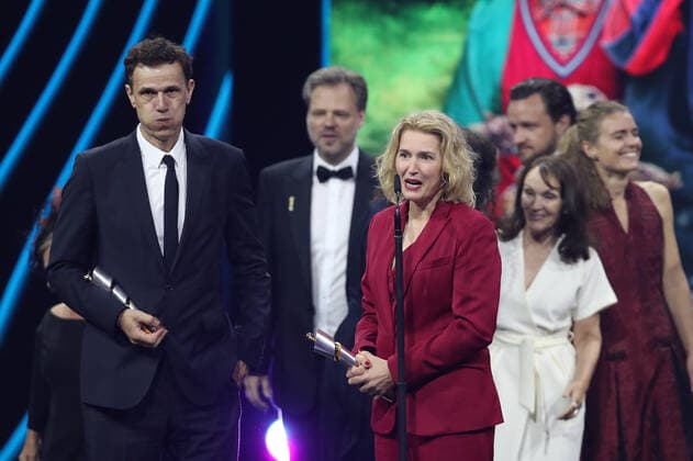 Deutscher Filmpreis 2022 Preisträger:in BESUCHERSTÄRKSTER FILM DIE SCHULE DER MAGISCHEN TIERE bei der Verleihung der Lola - Deutscher Filmpreis 2022 im Palais am Funkturm in Berlin 24.06.2022 Copyright: xEventpressx