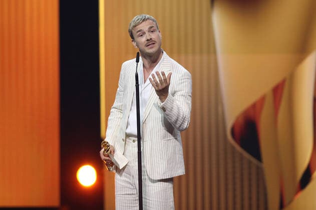 Deutscher Filmpreis 2022 Preisträger BESTE MÄNNLICHE HAUPTROLLE Albrecht Schuch LIEBER THOMAS bei der Verleihung der Lola - Deutscher Filmpreis 2022 im Palais am Funkturm in Berlin 24.06.2022 Copyright: xEventpressx
