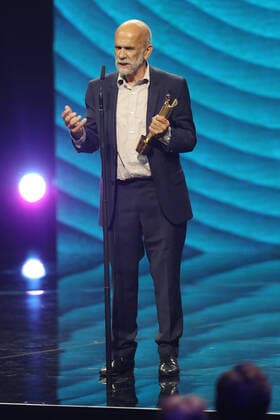Deutscher Filmpreis 2022 Preisträger:in BESTE KAMERA & BILDGESTALTUNG Johann Feindt LIEBER THOMAS bei der Verleihung der Lola - Deutscher Filmpreis 2022 im Palais am Funkturm in Berlin 24.06.2022 Copyright: xEventpressx