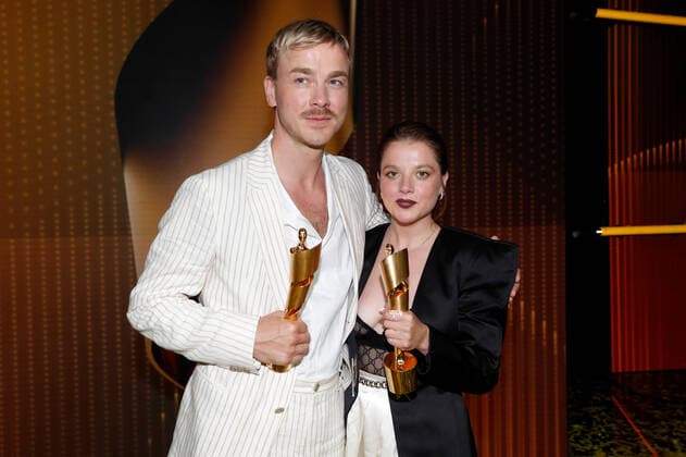 Deutscher Filmpreis 2022 Albrecht Schuch mit Jella Haase auf der Party bei der Verleihung der Lola - Deutscher Filmpreis 2021 im Palais am Funkturm in der Messe Berlin. Copyright: xEventpressxGolejewskix