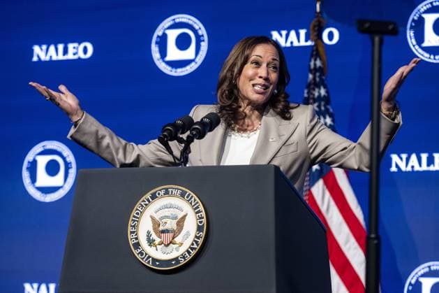 News Bilder des Tages Vice President Kamala Harris speaks at the National Association of Latino Elected and Appointed Officials 39th Annual Conference on Friday, June 24, 2022 in Chicago, Illinois.  WAX20220624261 ChristopherxDilts