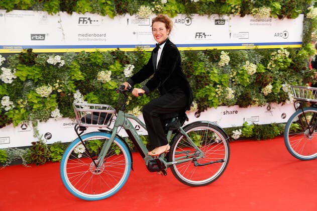 Deutscher Filmpreis 2022 Clelia Sarto auf dem roten Teppich bei der Verleihung der Lola - Deutscher Filmpreis 2021 im Palais am Funkturm in der Messe Berlin. Copyright: xEventpressxGolejewskix