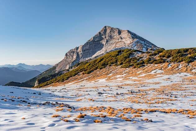 Creative Highlights World Berg, im Winter Guffert, Brandenberger Alpen, Tirol, Österreich, Europa *** Mountain, at Winter guffert, Brandenberger Alps, Tyrol, Austria, Europe Copyright: imageBROKER/MoritzxWolf ibxmmw08334785.jpg ,model released, Symbolfoto ,property released