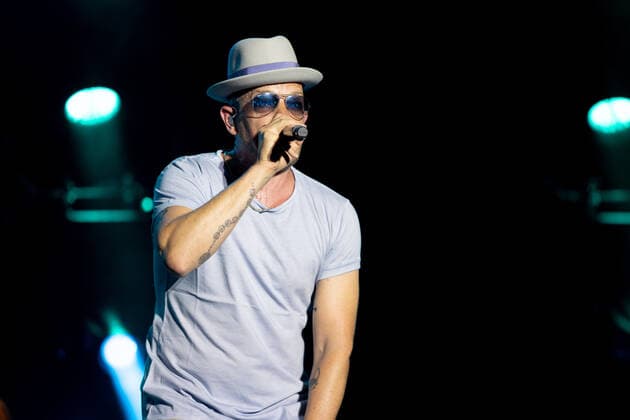 26.6.2022 Donauinselfest 2022 26.6.2022 Sänger und Rapper Jan Delay auf der Bühne bei seinem Konzert in Wien Wien