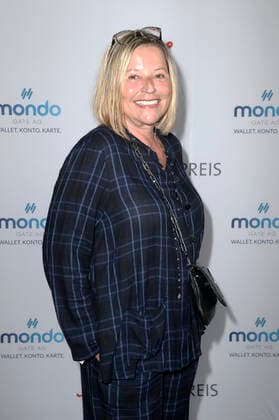 Elisabeth Herrmann bei der außerordentlichen Verleihung vom B.Z. Kulturpreis 2022 im Kino International. Berlin, 26.06.2022