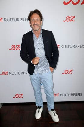 Falk-Willy Wild bei der außerordentlichen Verleihung vom B.Z. Kulturpreis 2022 im Kino International. Berlin, 26.06.2022