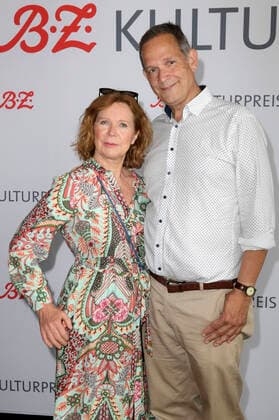 Marion Kracht und Klaus-Peter Grap bei der außerordentlichen Verleihung vom B.Z. Kulturpreis 2022 im Kino International. Berlin, 26.06.2022