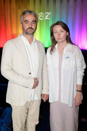 Mehmet Bahadir Er und Maryna Er Gorbach bei der außerordentlichen Verleihung vom B.Z. Kulturpreis 2022 im Kino International. Berlin, 26.06.2022