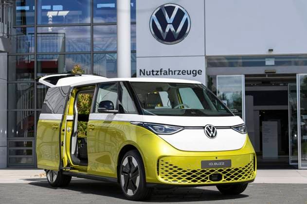 Produktion des Elektro-Vans Volkswagen ID. BUZZ bei Volkswagen Nutzfahrzeuge. Hannover, 16.06.2022 *** Production of the Volkswagen ID BUZZ electric van at Volkswagen Commercial Vehicles Hanover, 16 06 2022 Foto:xN.xHeuselx xFuturexImage